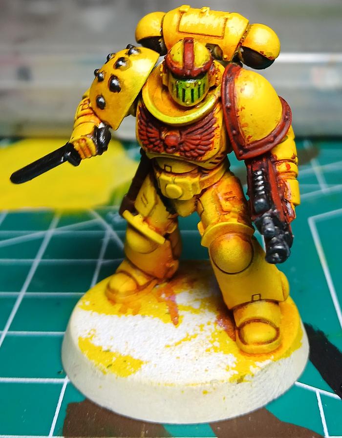 40k Imperial fists, How to paint yellow, red, gunmetal, OSL